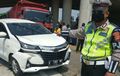 Bus Terkoyak di Tol Cipali, Kondektur Sebut Avanza Rem Mendadak, Langsung Banting Setir