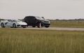 Jeep Grand Cherokee Trackhawk Garapan Hennessey Lawan Chevrolet Corvette C8 di Ajang Drag Race, Performanya Mencengangkan!