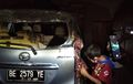 Daihatsu Xenia Meleleh, Bodi Gosong, Kaca Dipecah Gara-gara Kunci Tidak Ketemu