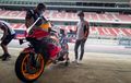 Marc Marquez Mendadak Muncul di Paddock Repsol Honda, Mau Ikut FP MotoGP Catalunya 2020?