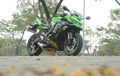 Konsumsi Bensin Kawasaki Ninja ZX-25R Buat Harian, Rakus Tapi Sesuai Performanya