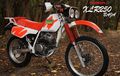 Lampu Sama-sama Melotot, Tapi Ini Bedanya Honda XR250 Baja dan XLR250 Baja