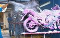 Awas! Ini Bahaya Semprot Air ke Dalam Lubang Knalpot Saat Cuci Motor