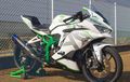Kawasaki Ninja ZX-25R Bertabur Part Trickstar Digeber di Sirkuit Fuji Speedway, Top Speed Tembus Berapa?