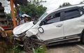 Toyota Fortuner Cedera Depan, Fender Terkoyak Miring, Terjang Honda Scoopy