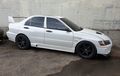 Mitsubishi Lancer CK4 Convert jadi  Tampilan Evo 9, Mesin Pakai Evo 7