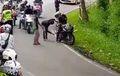 Viral Sunmori Diwarnai Geprek Knalpot CBR250RR Hingga NSR, Ada Yang Kena Jotos Juga, Akibat Bocil Ugal-ugalan?