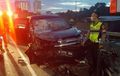 Kijang Innova Remuk Mata Kanan, Laka Maut Hujam Truk Pagi Hari, 1 Orang Tewas