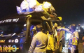 Microbus Nekat! Angkut Puluhan Penumpang Sampai Ada yang Naik di Atap, Polisi: Kaya di Film Warkop