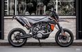 KTM 990 SMT Jadi Supermoto Sangar, Bodi Full Karbon, Mesin Diupgrade