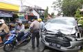 Kijang Innova, Blade dan Satu Mobil Lecek, Bonyok Digebrak Truk Tak Kuat Nanjak