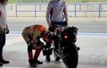 Tak Mau Repotkan Mekanik, Stefan Bradl Hidupkan Mesin Honda RC213V Sendiri Saat Tes Privat Jerez