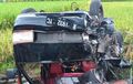 Suzuki Futura Pikap Jungkir Balik, Terkoyak Digebrak Truk Selip Ban, Ada Kata Beruntung