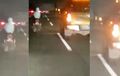 Viral Video Emak-emak Gas Pol Geber Motor Masuk Jalan Tol, Dikejar Petugas PJR Malah Makin Ngacir