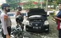 KIA Picanto Mati Mesin di Manahan, Starter Keluar Api, Jago Merah Jinak Modal Jaket