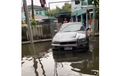 Lihat Nih Nissan Skyline GT-R Dipakai Buat Terobos Banjir, Bikin Warganet Geregetan