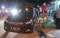 Mobilio Terjang BeAT dan Smash, Terpental ke Trotoar, Mulut Pengemudi Beraroma Khas