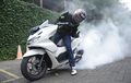 Honda PCX 160 Apakah Masih Gredek dan Sokbreker Bengkok? Ini Jawabannya