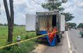 Dipasangi Garis Polisi, Darah dan Belatung Keluar Dari Truk Box Yang 4 Hari Teronggok di Pinggir Jalan, Ini Faktanya