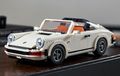 LEGO Porsche 911 Versi Miniatur Dijual, Cocok Jadi Koleksi Pencinta OtoToys?