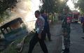 Bus Sinar Mandiri Meluncur ke Parit, Truk di Depan Dihajar, Dievakuasi Malah Terbakar