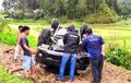 Toyota Fortuner Telentang di Kebun, Atap dan Kaca Nempel Tanah, Rektor IAKN Toraja Selamat