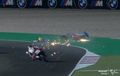 Helm Sampai Hancur, Ini Penyebab Pembalap 'Tim Indonesia' Thomas Luthi Cium Aspal di Moto2 Doha 2021, Padahal Sisa 8 Lap Lagi!