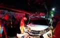 Mitsubishi Xpander Menganga Depan, Cacat Gebrak Pohon, Omongan Pengemudi Melantur