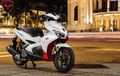 Honda Air Blade Berbaju Putih, Tampang Elegan dan Juga Stylish