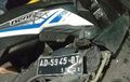 Honda BeAT Tergeletak Hajar Tiang Telepon, Dugaan Ngebut, Pemotor Meregang Nyawa