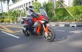 BMW S 1000 XR Karakter Mesin Superbike, Kok Cuma Tembus 213 Km/jam?
