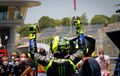 Tengok Lagi Aksi Kocak Valentino Rossi di Jerez, Selebrasi Tanpa Penonton, Jadi Kayak Orang 'Halu'