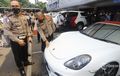 Porsche Boxster Terobos Jalur Transjakarta Disita, Pengemudi Mahasiswi, Pinjam Mobil Ortu