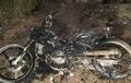 Yamaha Jupiter MX Hasil Kredit Sengaja Dibakar, Wanita Ngomel-ngomel, Suami Keterlaluan