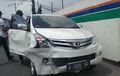 Avanza Bonyok Pipi Kanan, Ulah NMAX Terobos Lampu Merah, Pemotor Nangis Ngajak Damai