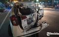 Daihatsu Sigra Terburai, Salip Truk Tronton Bodi Terkelupas, Toyota Yaris Ikut Ringsek