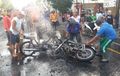 Honda GL125 Dan Supra Gosong, Api Menyambar Setelah Adu Tubruk, Dua Pemotor Luka-luka