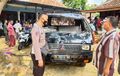 Tragis, Mitsubishi L300 Pikap Angkut 17 Penumpang, Terguling Lalu Tabrak Surau, Begini Kronologinya