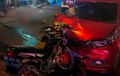 Honda Brio Bonyok, Ninja 150R Nyangkut di Muka, Pengendara Berpulang Dinihari