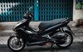 Modifikasi Honda Air Blade 125, Partnya Serba Mewah, Bodi Full Hitam