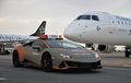 Mantap! Bandara Ini Pakai Lamborghini Huracan Evo jadi Mobil Operasional