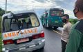 Pulang Antar Jenazah, KIA Pregio Ambulans RSUP Soekarno Terguling di Bangka Barat
