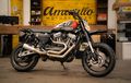 Harley-Davidson XR1200 Jadi Street Tracker Tampan Berkaki Jenjang