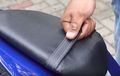 Ini Fungsi Tali di Jok Belakang Motor Sport, Bukan Sekadar Hiasan