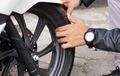 Ban Motor Bekas Kempis Dipaksa Jalan, Ternyata Efek Ngerusaknya Beruntun