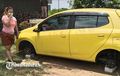 Komplotan Maling Ban di Malang Berulah Lagi, Daihatsu Ayla Pemandu Karaoke Dibikin Ngambang