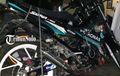 Hobi Mematikan, Satria F150 Libas Vario 110 dan Supra X 125 Dari Belakang