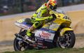 Sempat Tertinggal, Begini Gaya Valentino Rossi Raih Kemenangan Perdana di GP Inggris 2000