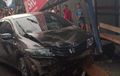 Bikin Merinding, Viral Video Honda City Ngebut Dan Hantam 2 Orang di Pinggir Jalan
