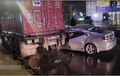 Petaka Toyota Altis Tusuk Truk Kontainer, Dokter Muda Kehilangan Nyawa